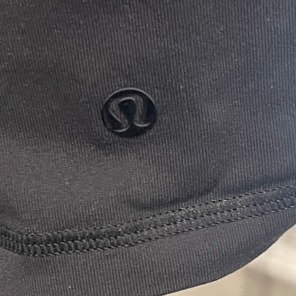 Lululemon Black ‎ Ruffle Trim Tank - Picture 7 of 7